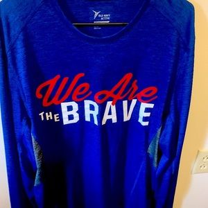 Men’s Old Navy shirt